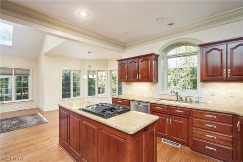 Tiny photo for 718 White Tail Ridge Drive, Fairlawn, OH 44333 (MLS # 5254956)