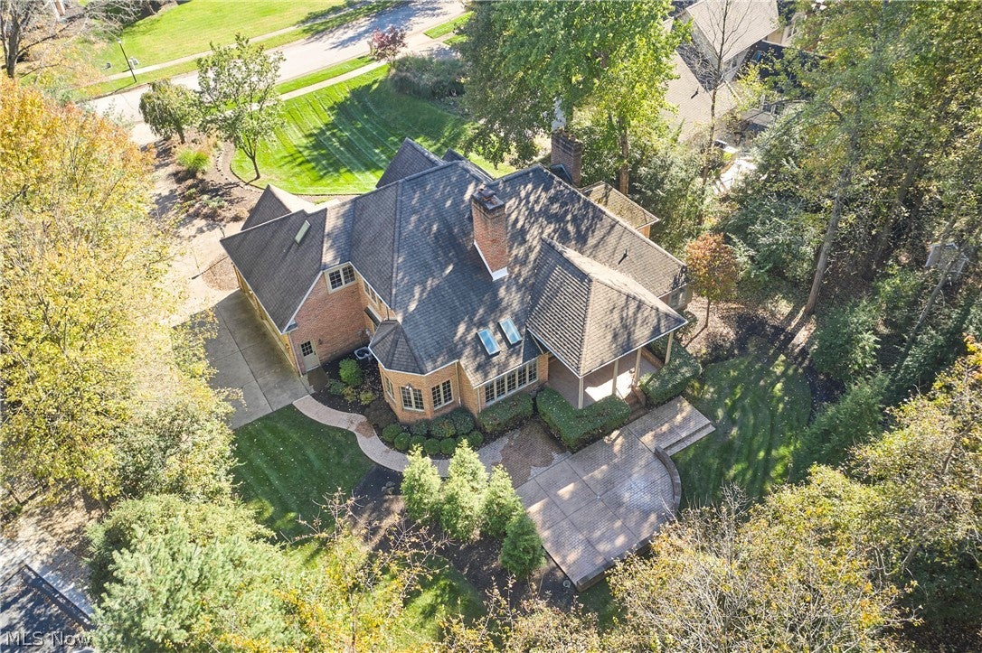 718 White Tail Ridge Drive