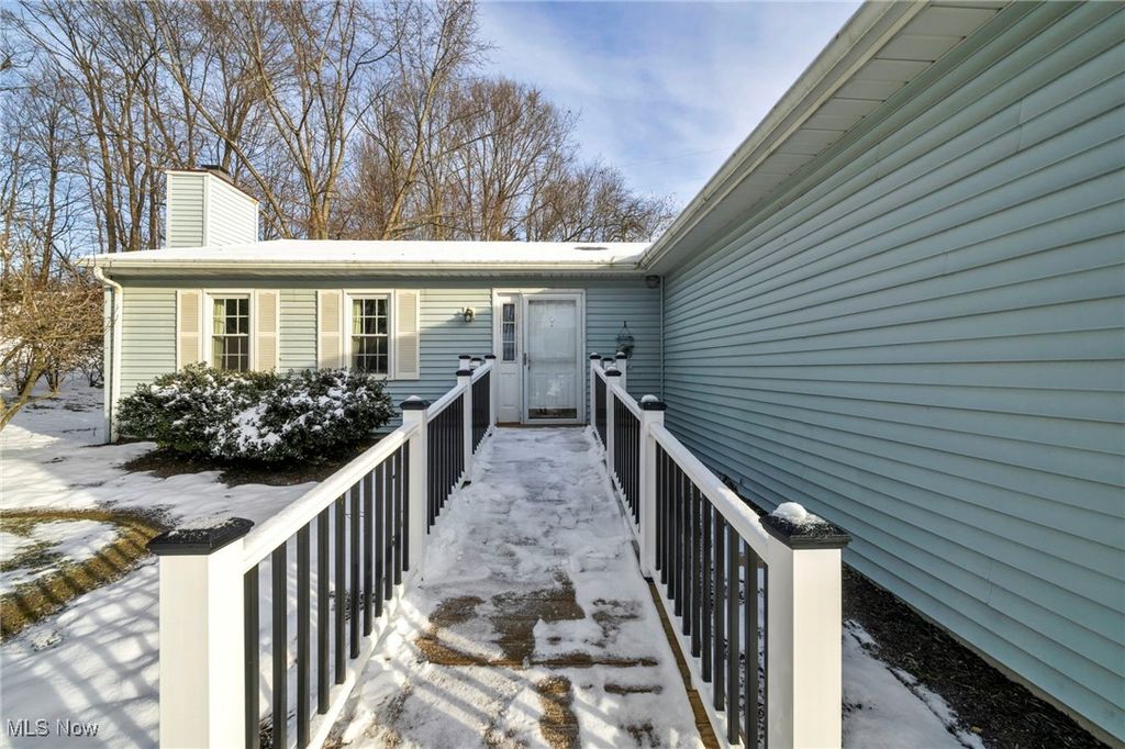 Photo of 1295 Vantage Way, Streetsboro, OH 44241 (MLS # 5175436)