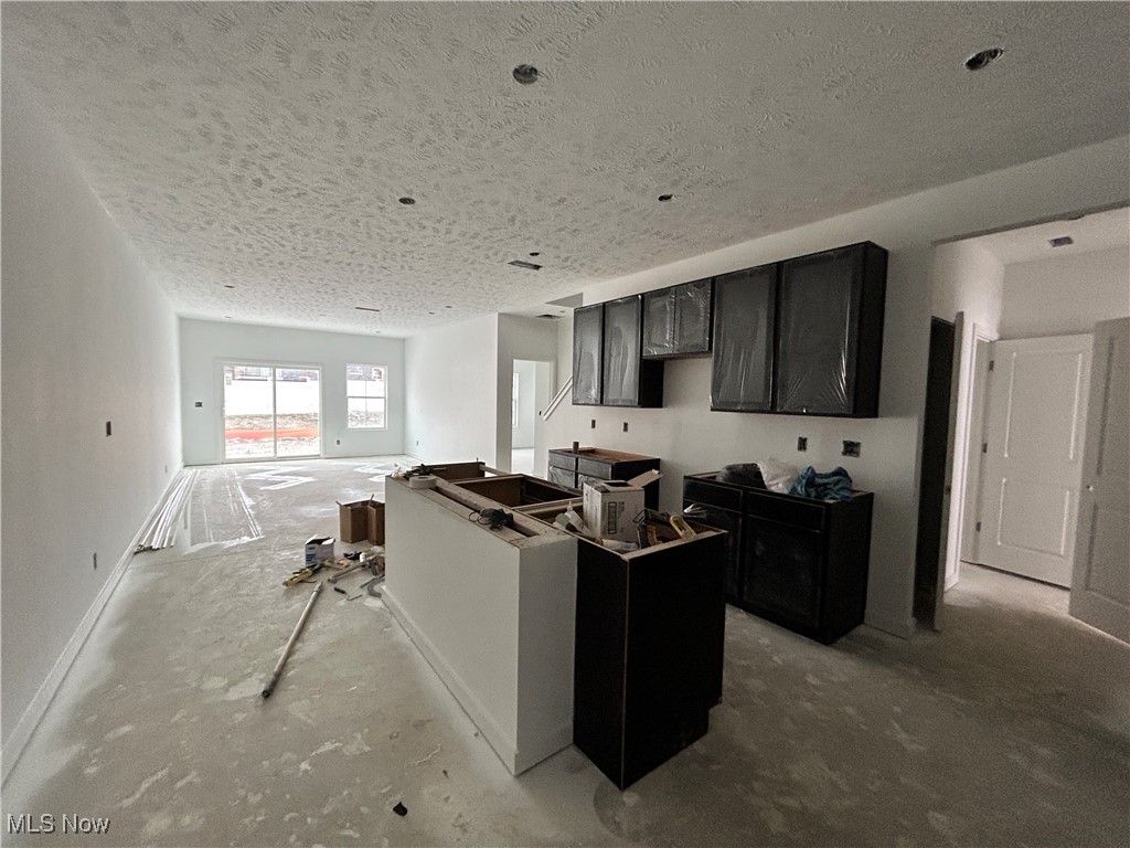 Photo of 5083 Shepherds Glen Gln, Willoughby, OH 44094 (MLS # 5184054)