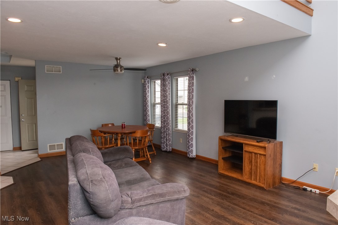 Arrowhead Bay Condo - Residential