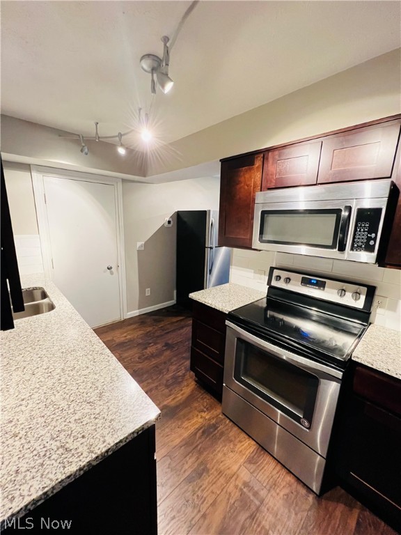 Ridgelen Place Condo 2 - Residential