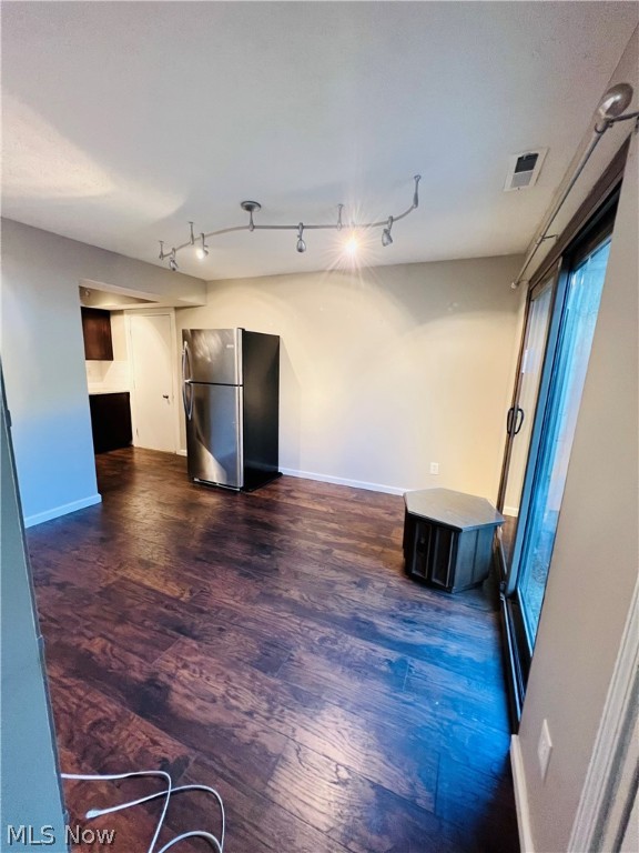 Ridgelen Place Condo 2 - Residential