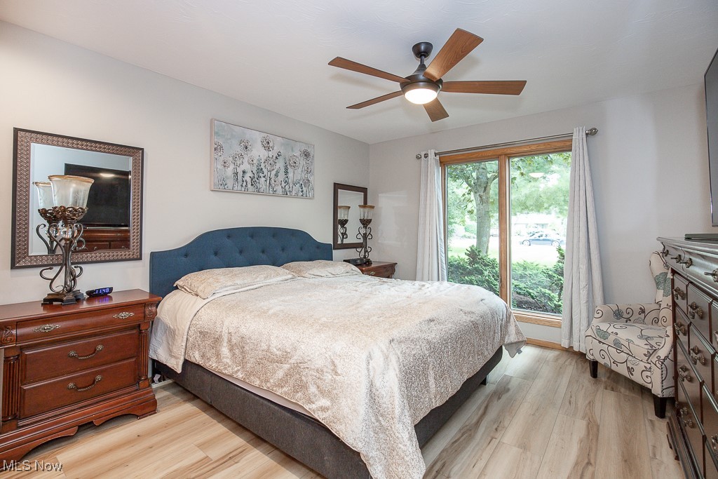 32986 Woodhaven Circle
