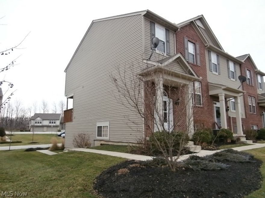 Upscale Montrose Park condo/townhome was built 2008 and has everything you need. The modern kitchen has a deck where you can enjoy your morning coffee or tea while reading your I-pad news. Townhome overlooks a rolling hill down to the woods. The living/dining room is large and part of the open floor plan with the kitchen. Half bath and laundry off the kitchen. All kitchen and laundry appliances provided. Upper level has 3 bedrooms, 2 baths. Lower level has recreational room off ground level garage. This is an end unit. CENTRAL AIR. If you are looking for low maintenance living, this unit includes appliances, lawn maintenance.
Banking, food, shopping, & fun:   Area has everything within a short distance, even a movie theater & laser tag!

Parks:  Many local parks in Copley and Fairlawn area.  Area also enjoys Cuyahoga Valley National Park and Summit County Metro Parks 

Public School:  Copley-Fairlawn City Schools:  Fort Island ES*, Copley-Fairlawn MS, Copley HS.  Many daycares, pr