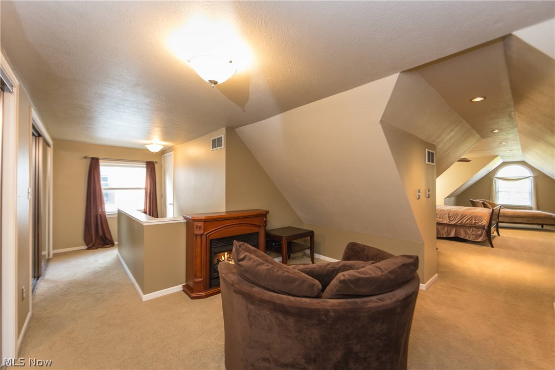 Grand Court - Residential