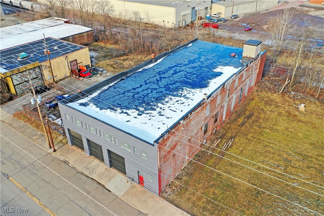 City/Youngstown - Commercial Sale