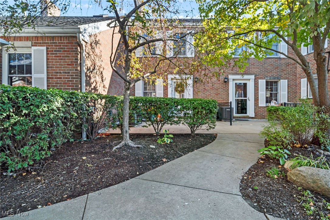 Welcome home to 2310 Riverfront Parkway nestled near the revitalization of Downtown Cuyahoga Falls!  Experience low-maintenance living just steps from Front Street’s restaurants, shops, parks, and entertainment. This beautifully updated condo offers a bright, open layout ideal for entertaining, plus a private balcony overlooking the river and Burntwood Tavern — perfect for your morning coffee or evening unwind.
Nearly everything has been upgraded, including the kitchen (2017), HVAC and A/C (2017), windows (2019/2020), luxury vinyl flooring (2017), bathroom (2023), and garage door & hot water tank (2025). The attached garage leads to a convenient laundry/mudroom with extra storage, and guest parking is plentiful.
With the HOA handling exterior maintenance and landscaping, you’ll have more time to enjoy the vibrant downtown scene or hop on Route 8 for an easy drive to Akron or Cleveland.
Move right in and start living the downtown lifestyle you’ve been dreaming of — where convenience, comfort, and community come together at 2310 Riverfront Parkway.