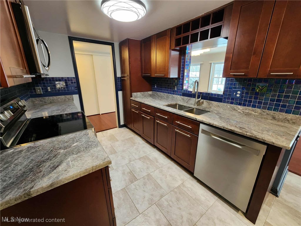 Carriage Hill Condo - Residential Lease