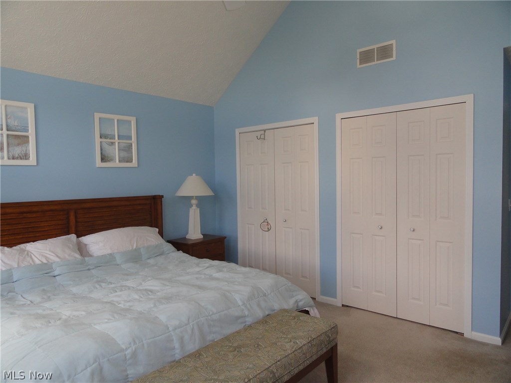 Edgebrook Condo - Residential