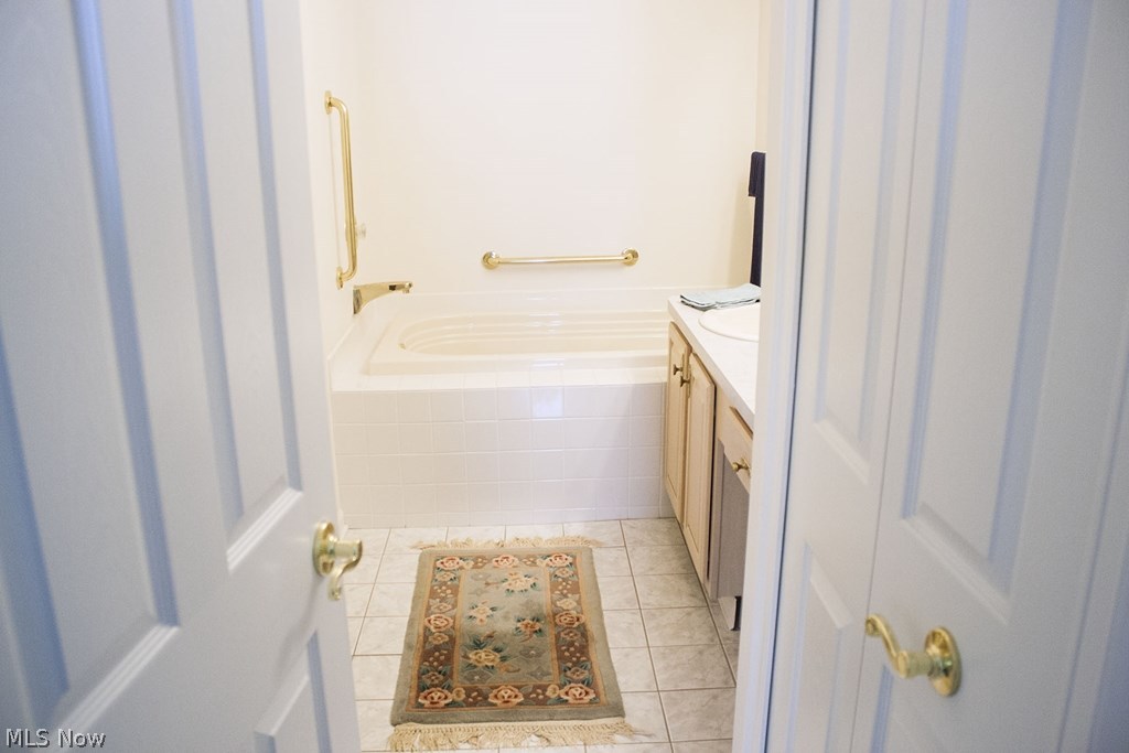 Reserve/East Bath Condo - Residential