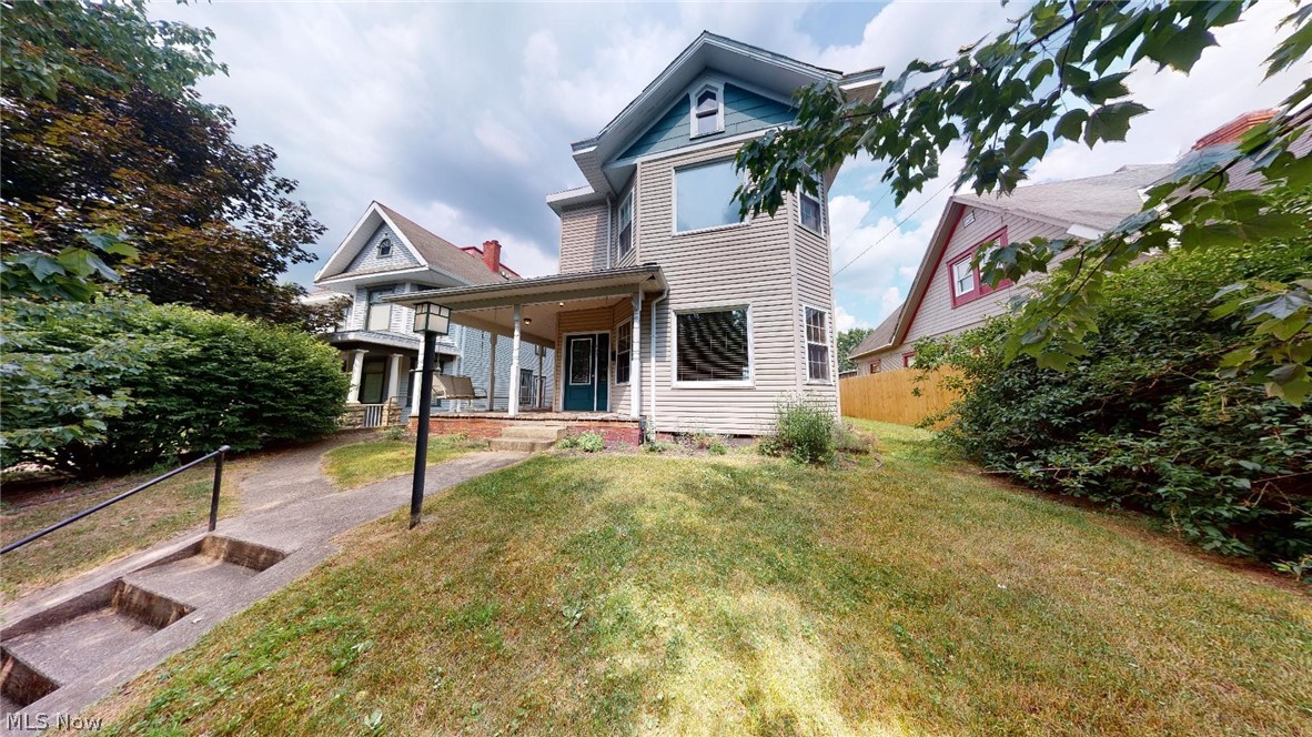 Roes Adn - Residential