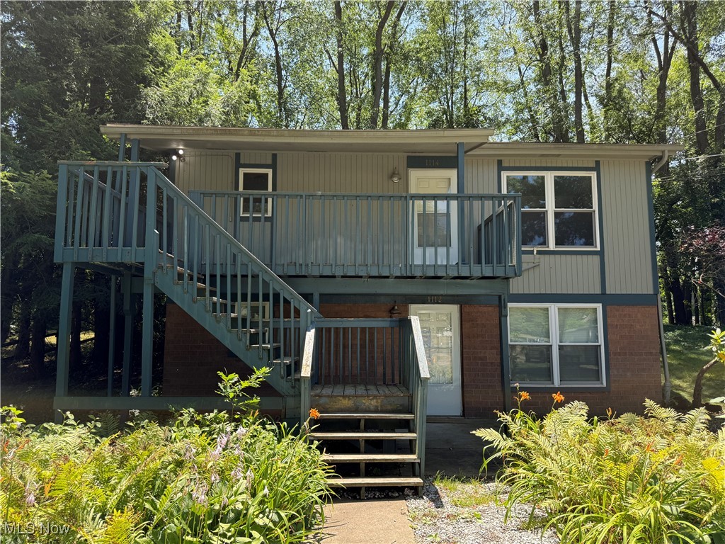 INVESTORS! or first time buyers. You can't beat this bargain! 2 bed, 1 bath duplex on large lot, surrounded by nice single family homes. Both units are updated, including carpeting, paint and LVP. Either move right in or rent them both. The owner allowed both to be vacant to sell. Updates include: Windows- 2016. Roof shingles-2018. Furnaces- 2009. Exterior decking and steps need to be stained. This duplex is a great value!