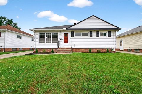 738 Sterling Road, Wickliffe, OH 44092 - #: 5136619