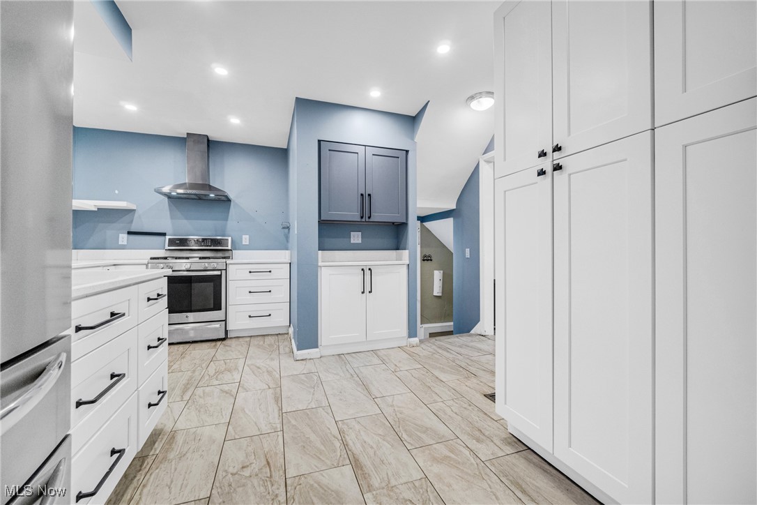 University Heights, Ohio 44118, United States, 3 Bedrooms Bedrooms, ,2 BathroomsBathrooms,Residential,Active,109804