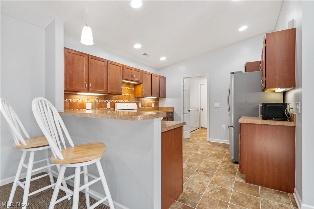 Fiddlers Crk Condo - Residential