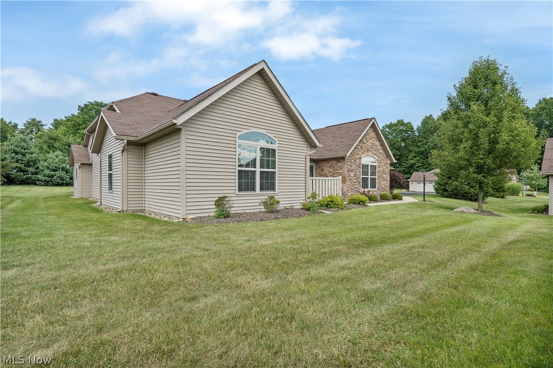 Fiddlers Crk Condo - Residential