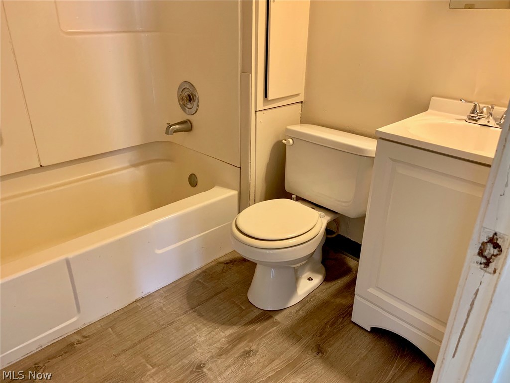 Residence Park - Residential Income