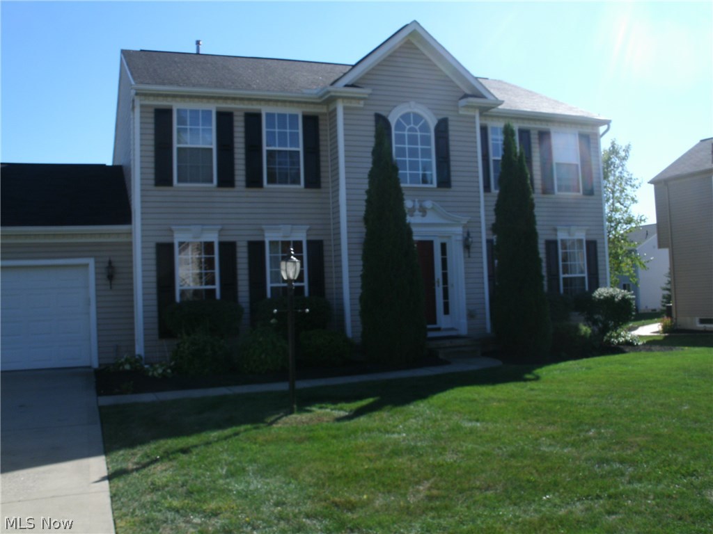 Beautiful ready to move in home. Many updates. Large family room/kitchen/morning room open space which is great for entertaining. 4 bedrooms with huge master suite. New carpeting in LR and DR. Great yard with privacy fence. Corporate owned. Must see.