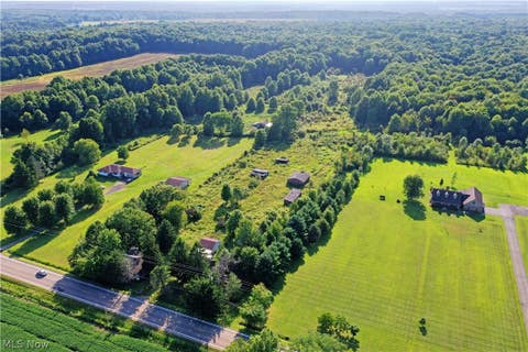 Photo of 3779 State Route 7, Fowler, OH 44404 (MLS # 5237629)