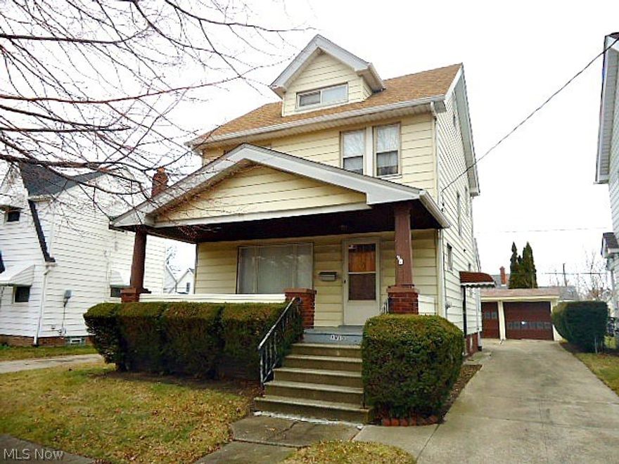 Nice size colonial with so much potential. Large living room and dining room area great for entertaining. Eat in kitchen with walk out access to backyard. Unfinished attic could potentially be a forth bedroom or bonus room. Very spacious partially finished basement with workshop and utility area. With a little TLC this house could become a wonderful home. Follow the brick road to 19105 Shawnee!