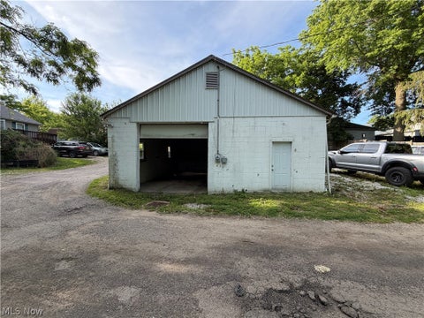 A Hanna HomeFinder account is required to view this listing.
