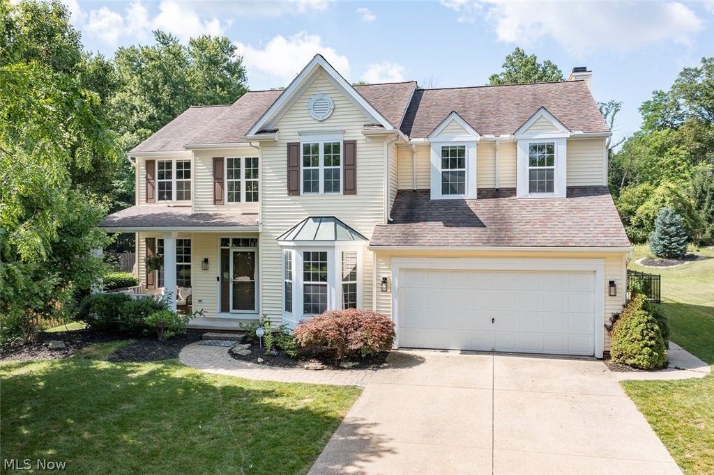 Photo of 1060 Sugarhouse Lane, Medina, OH 44256 (MLS # 5224039)