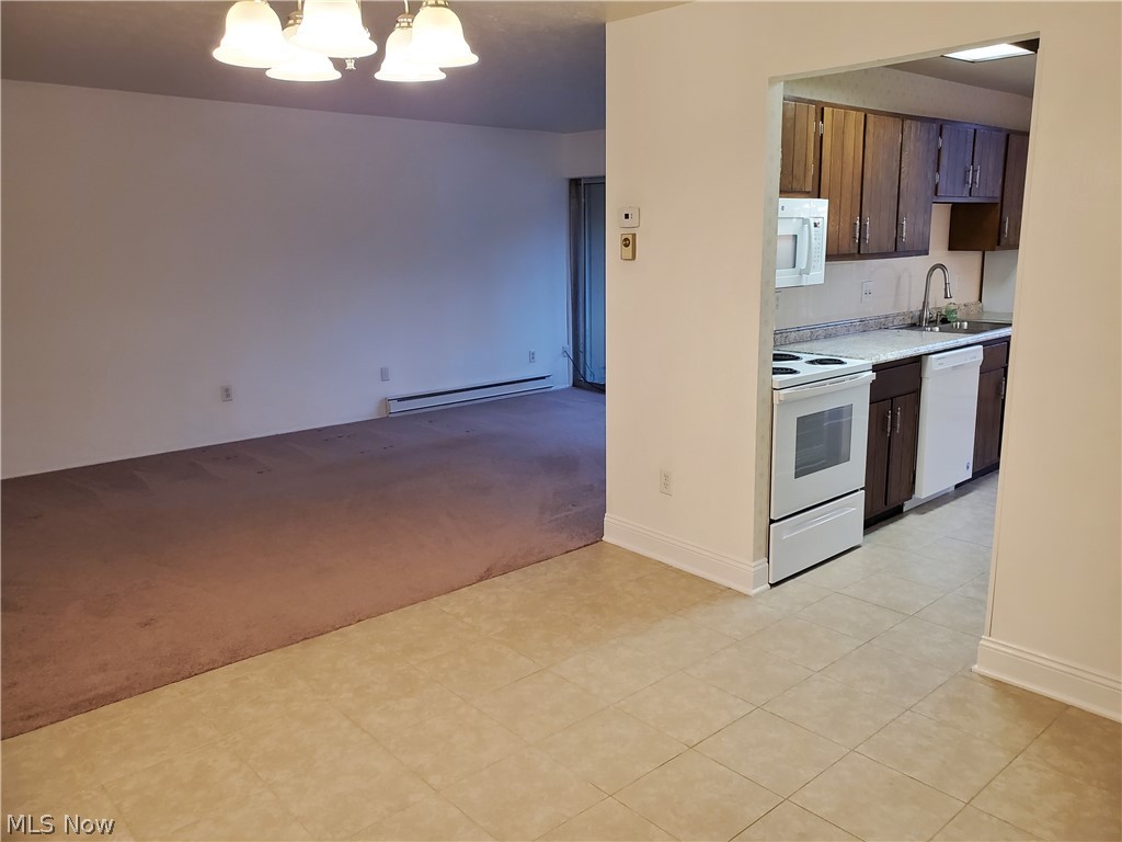 Silver Lake Towers - Residential