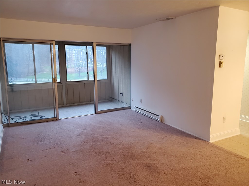 Silver Lake Towers - Residential