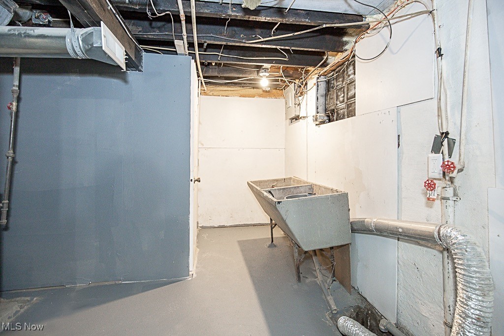 Woodhill Realty Cos - Residential