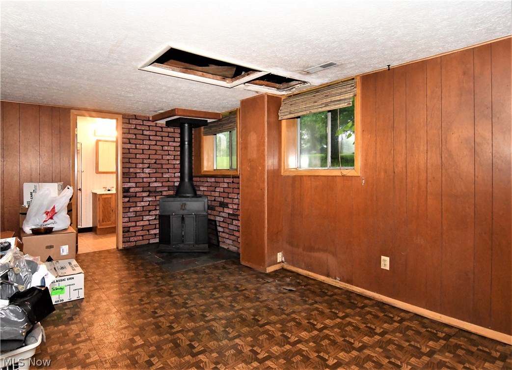 Wood-Dale Acres - Residential