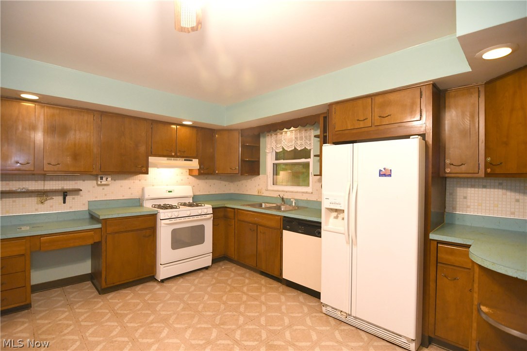 Wood-Dale Acres - Residential