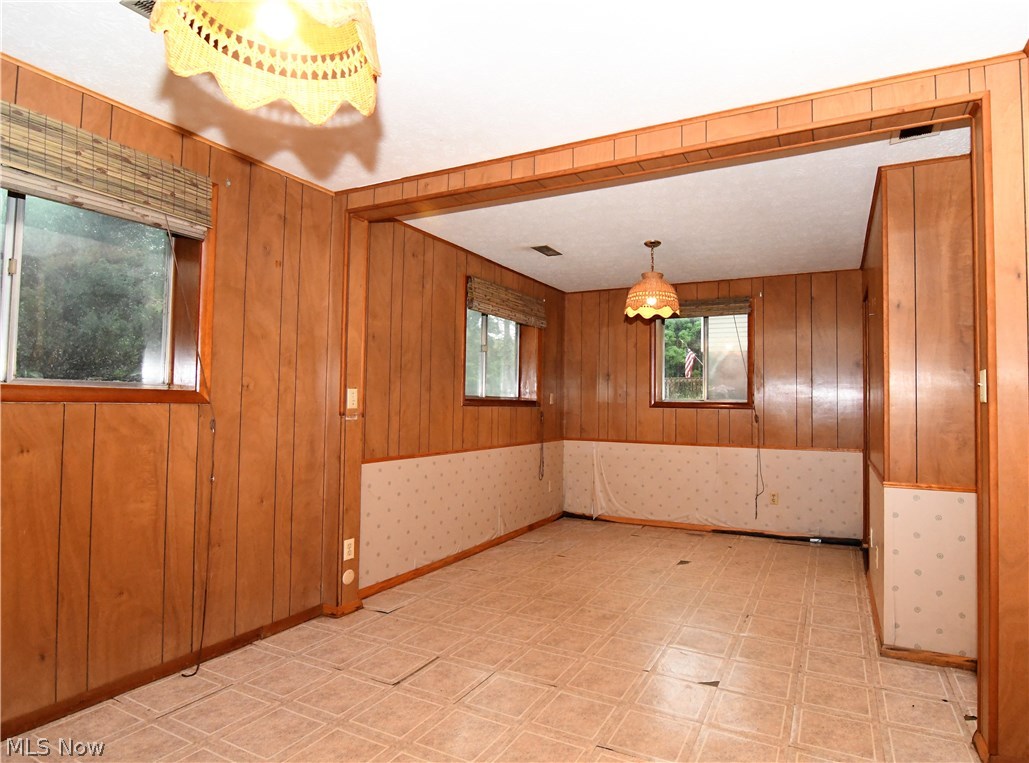 Wood-Dale Acres - Residential