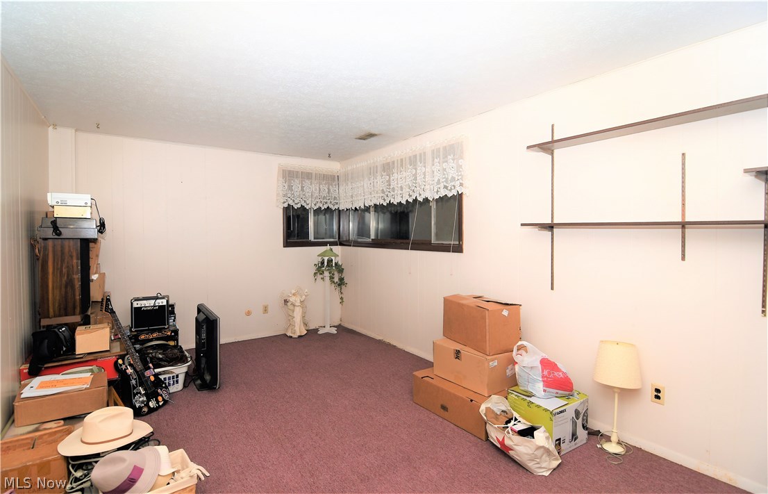 Wood-Dale Acres - Residential