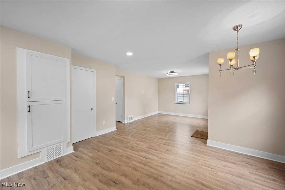 Memphis Villas - Residential