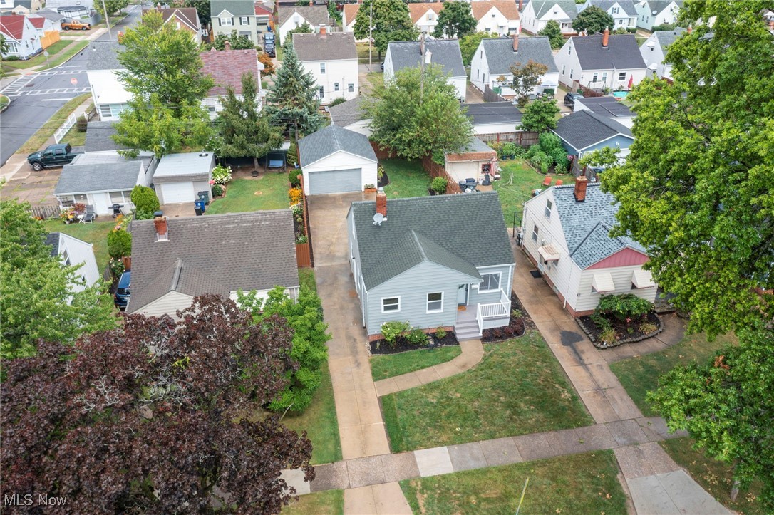 Memphis Villas - Residential