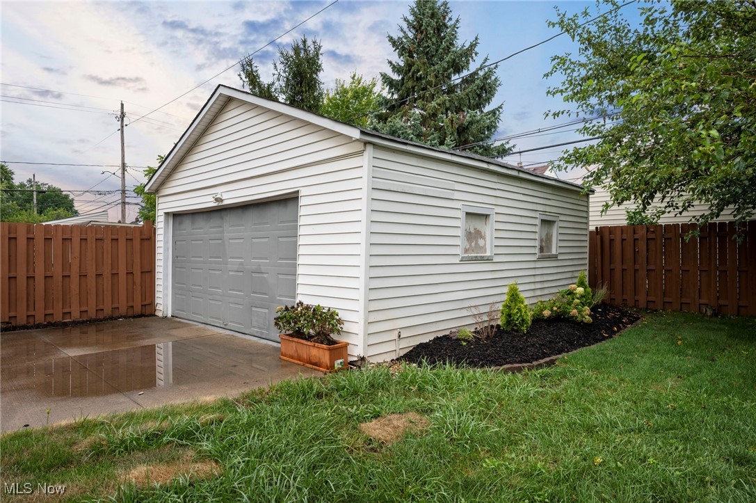 Memphis Villas - Residential