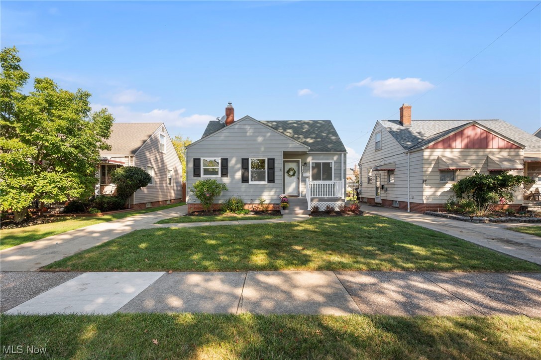 Memphis Villas - Residential