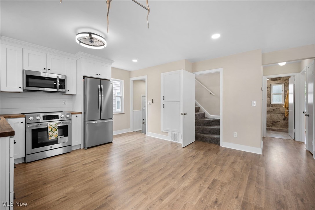 Memphis Villas - Residential