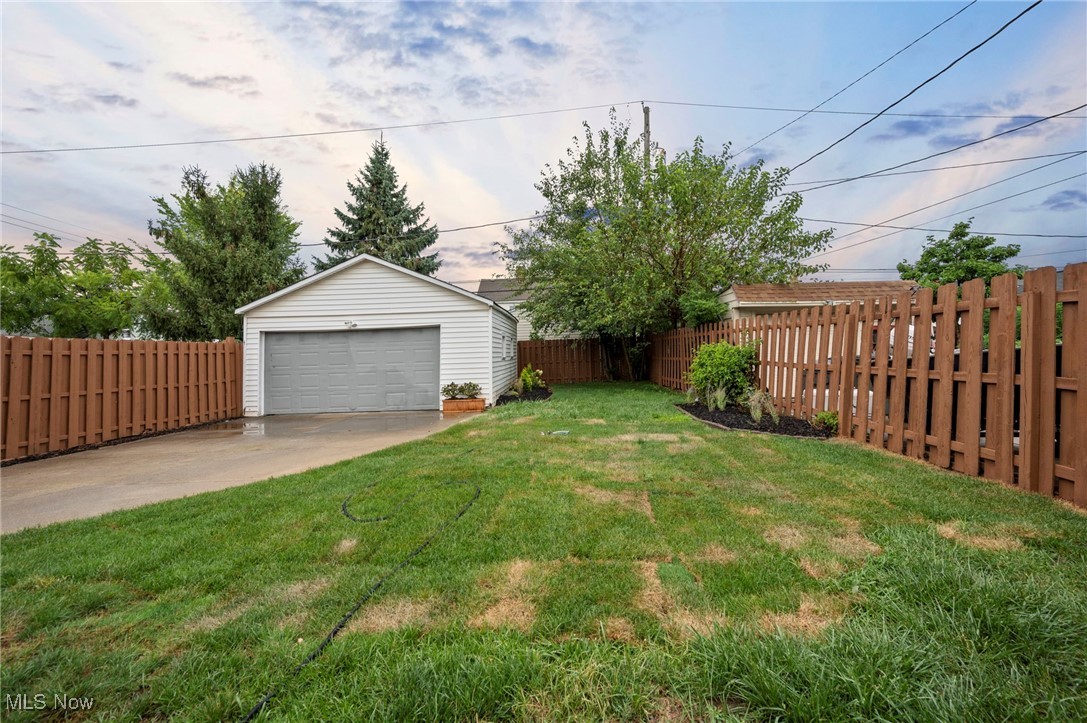 Memphis Villas - Residential