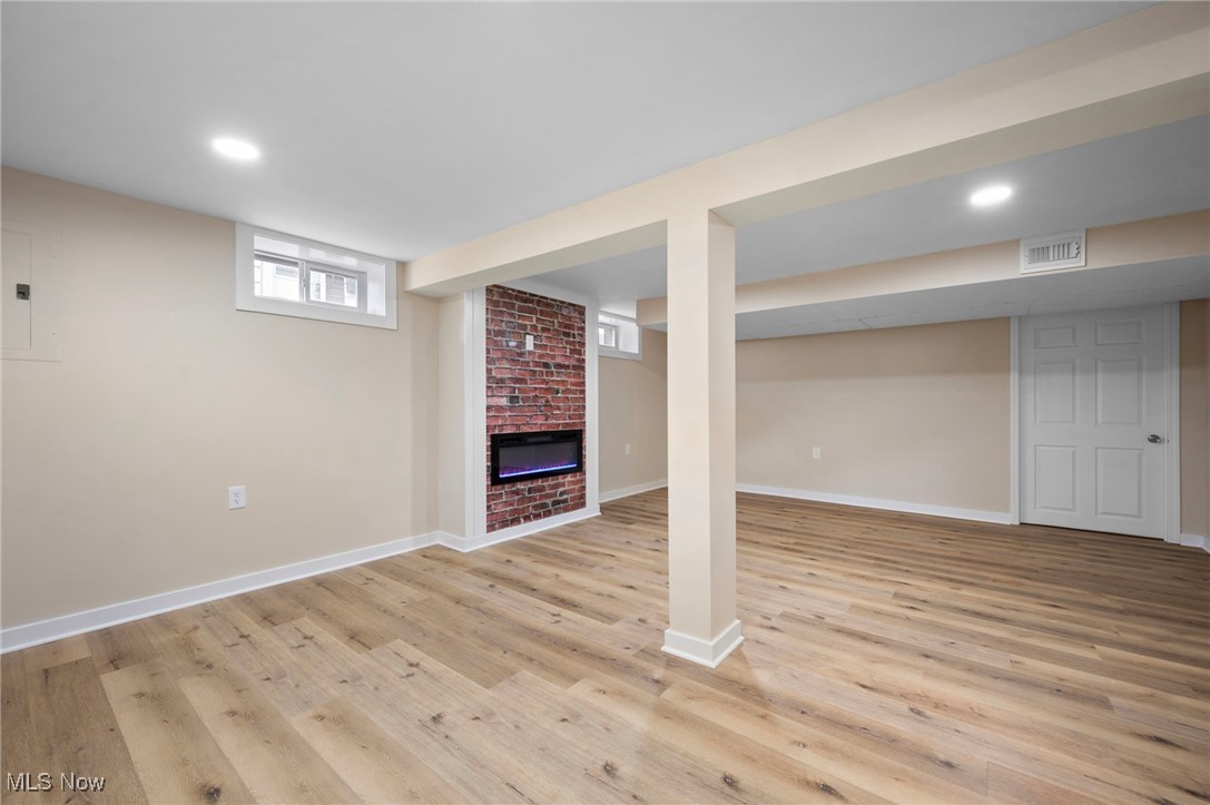 Memphis Villas - Residential