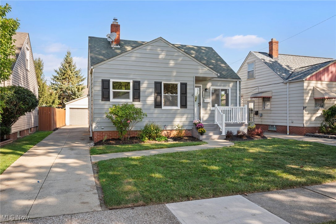 Memphis Villas - Residential