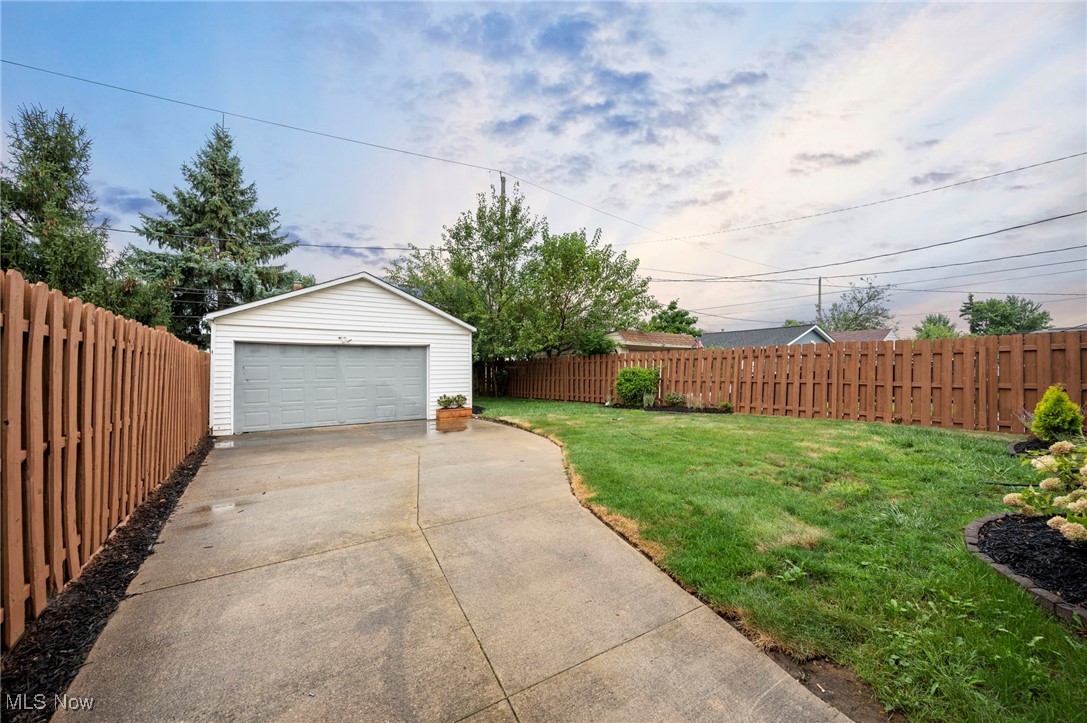 Memphis Villas - Residential