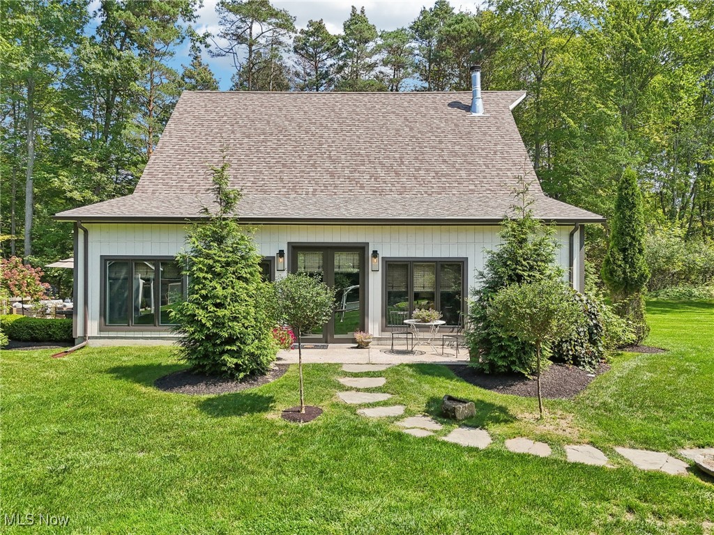 7090 Country Lane