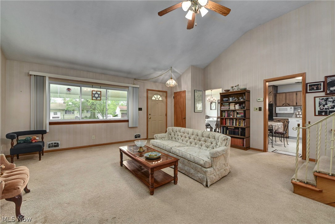 Martin A Pochedlys 01 - Residential