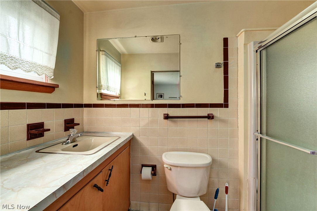 Martin A Pochedlys 01 - Residential