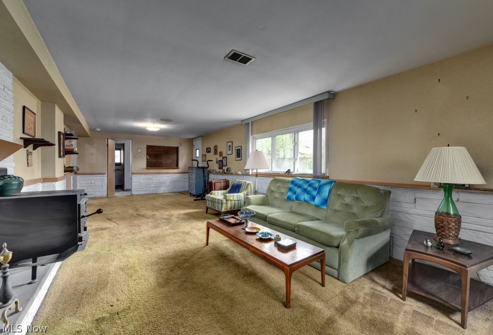 Martin A Pochedlys 01 - Residential