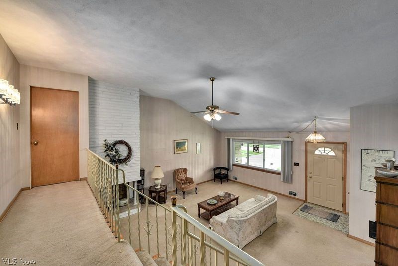 Martin A Pochedlys 01 - Residential