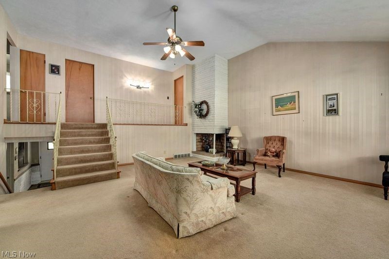 Martin A Pochedlys 01 - Residential