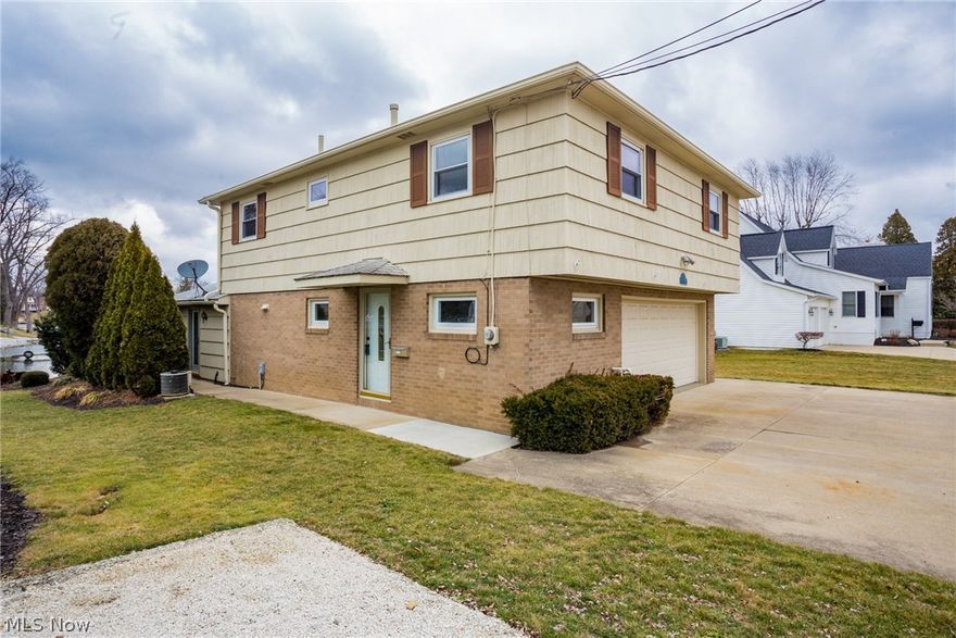 Lake Cable-Lake front home on beautiful picturesque lot with additional adjacent lot included. Enjoy vacation views throughout your home all year round. Updated granite countertops in kitchen. Enjoy fishing, swimming and boating right in your own backyard.